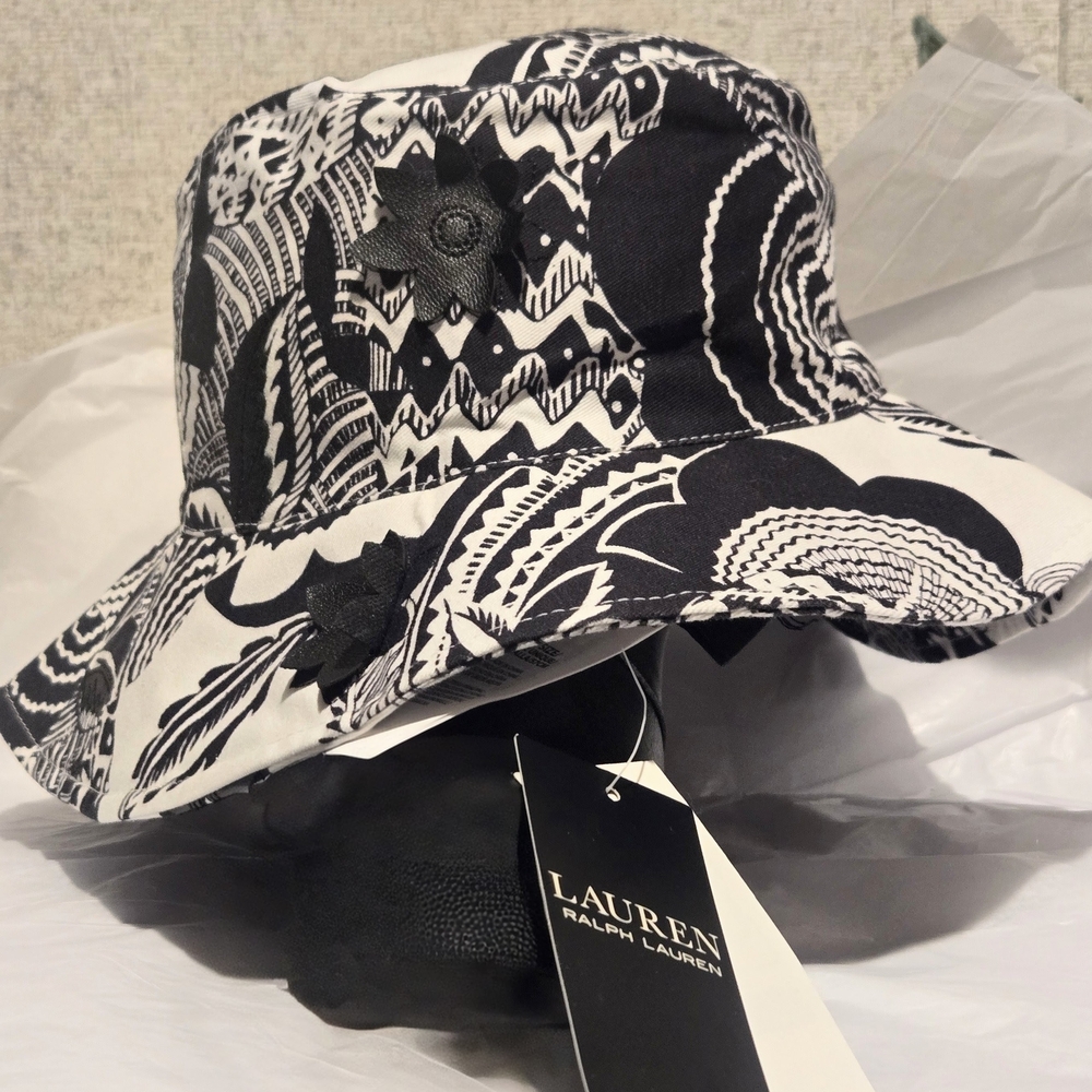 Ralph Lauren Black and White Bucket Hat. New With Tags